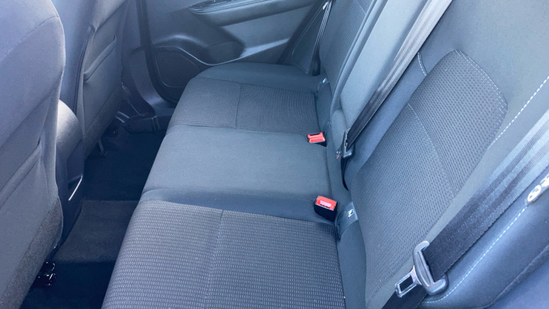 Nissan Qashqai 1.3 DiG-T MH Acenta Premium 5dr Petrol Hatchback